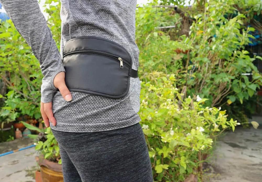 bolsa de cintura para viagens