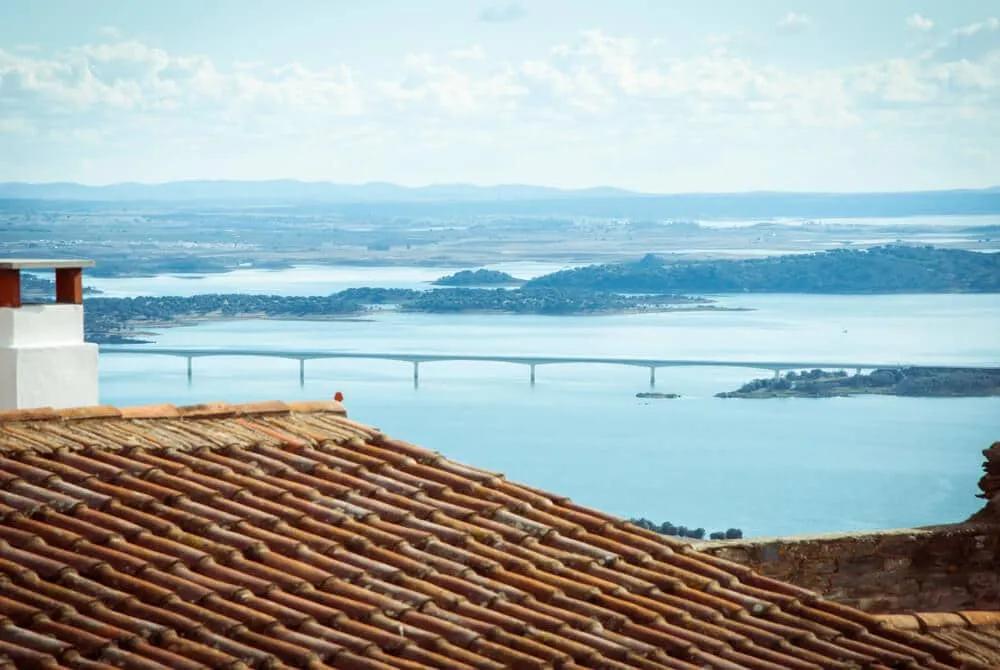 barragem do alqueva vista desde monsaraz