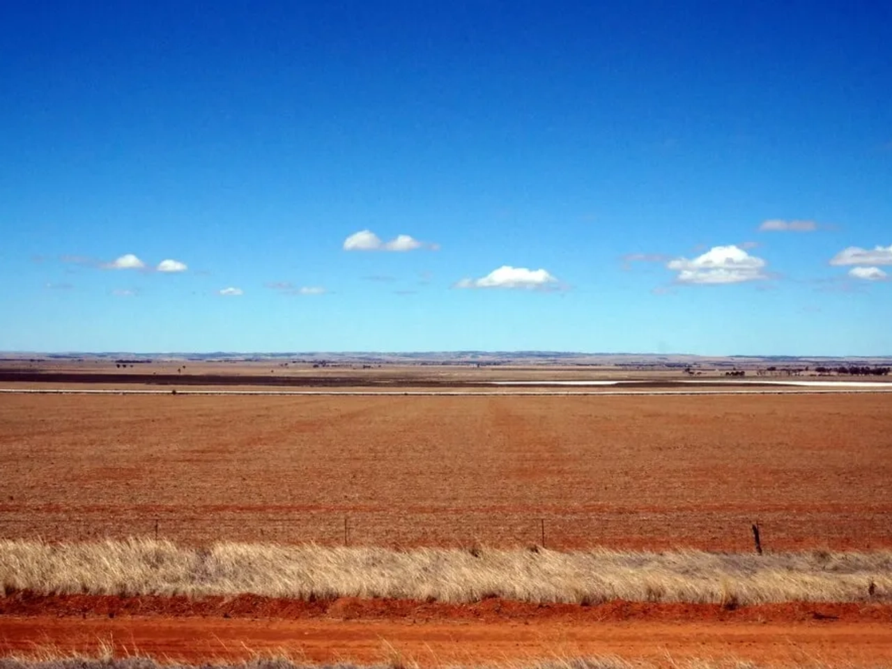 planicie australia por onde passa o comboio the ghan