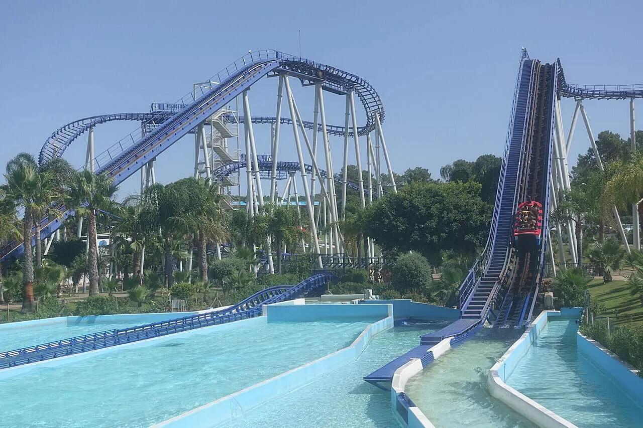 aquashow parque tematico em portugal