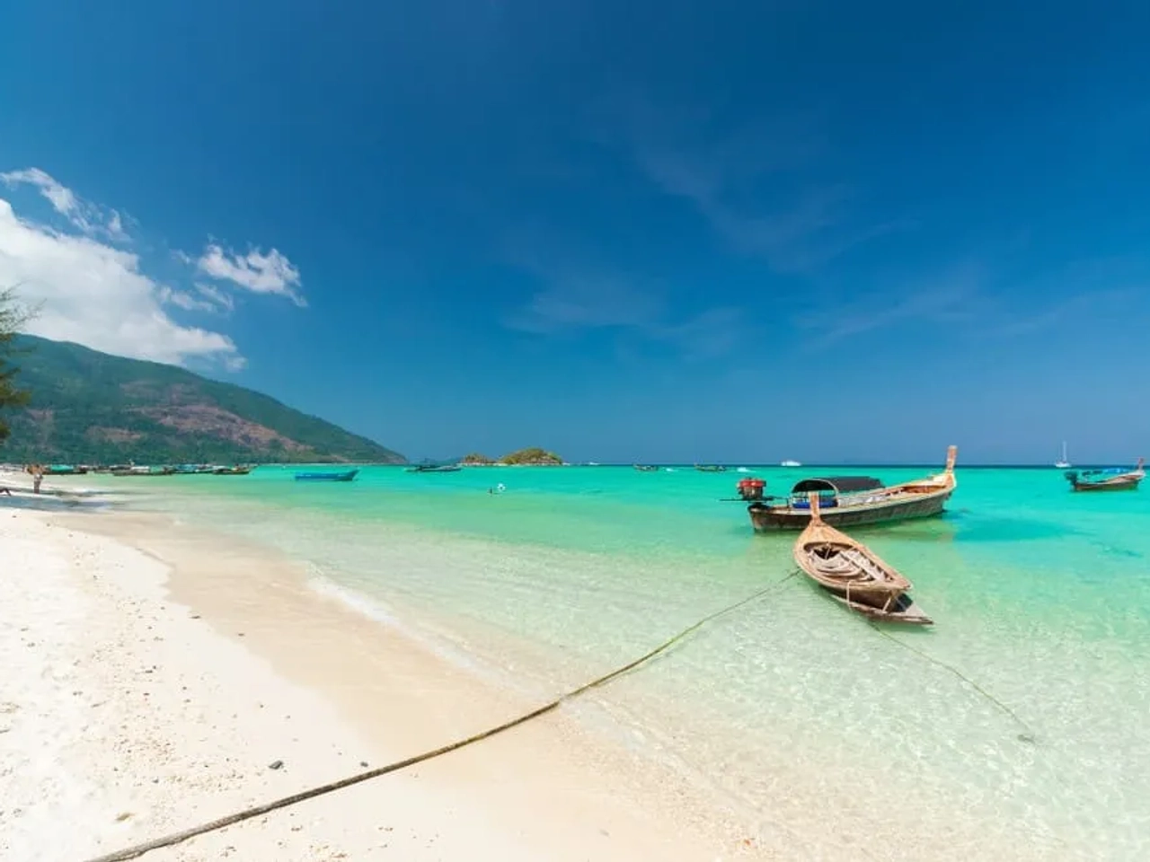 sunrise beach Koh Lipe