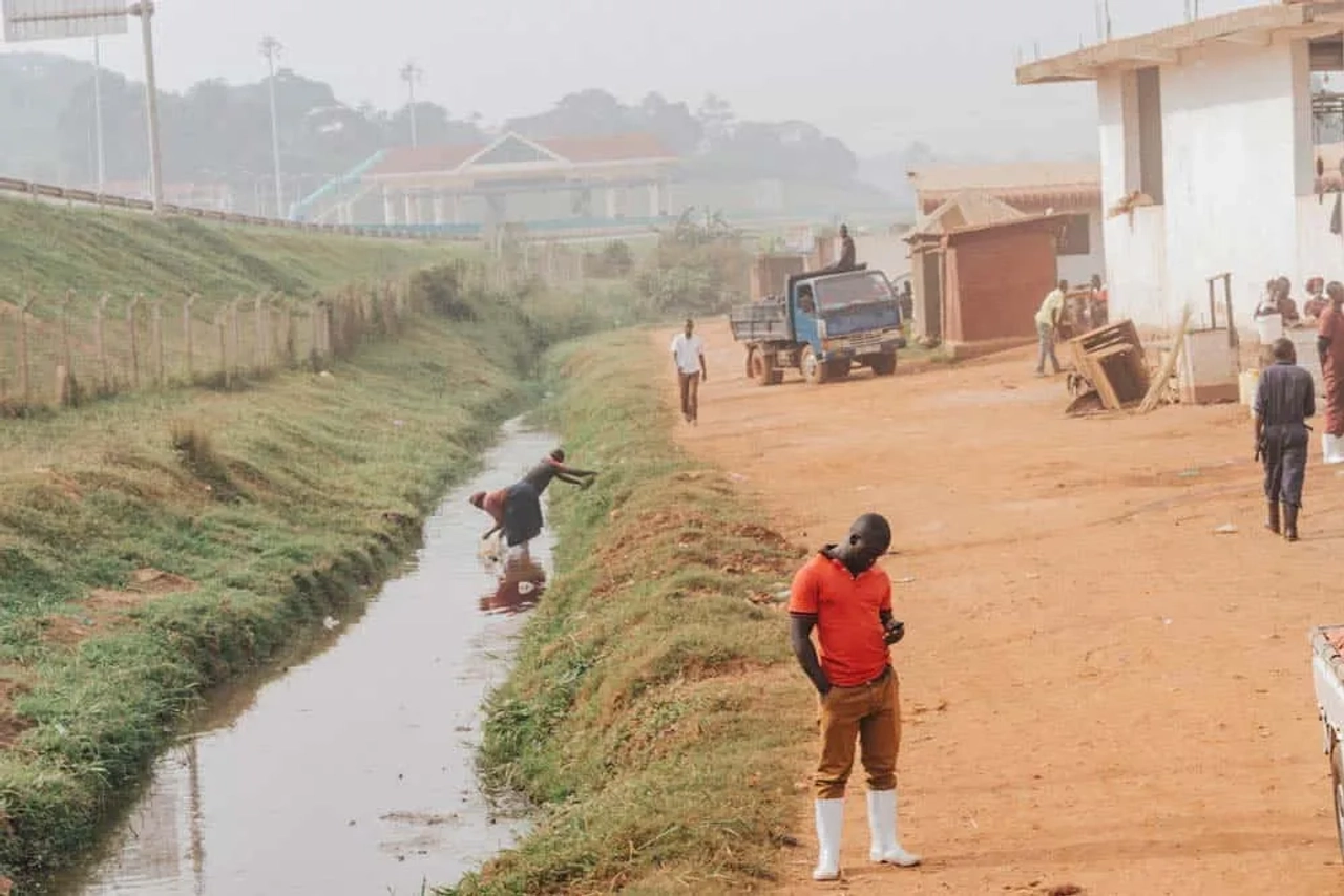 póliza internacional para Uganda