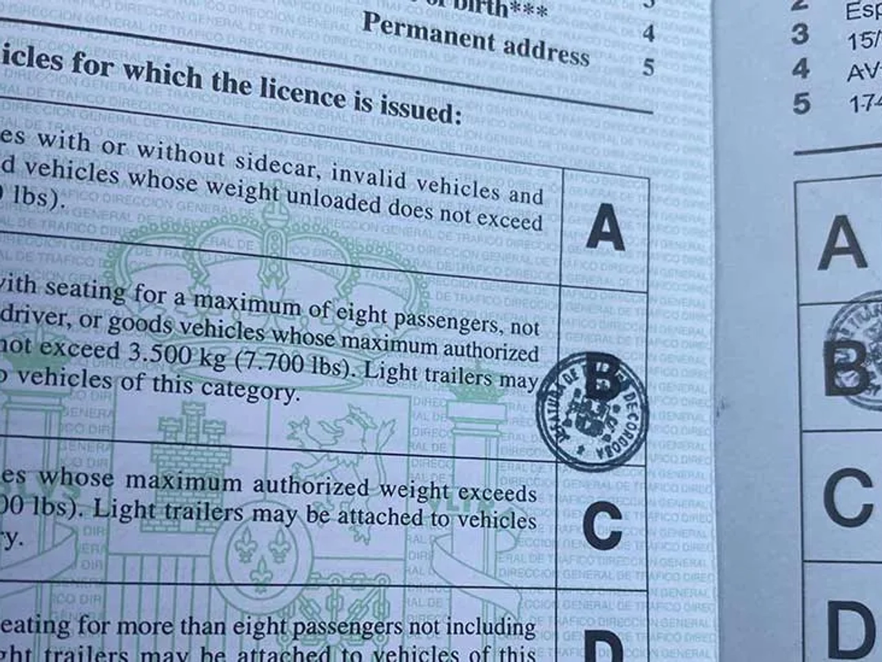 conducir coche o moto en otro país de forma legal