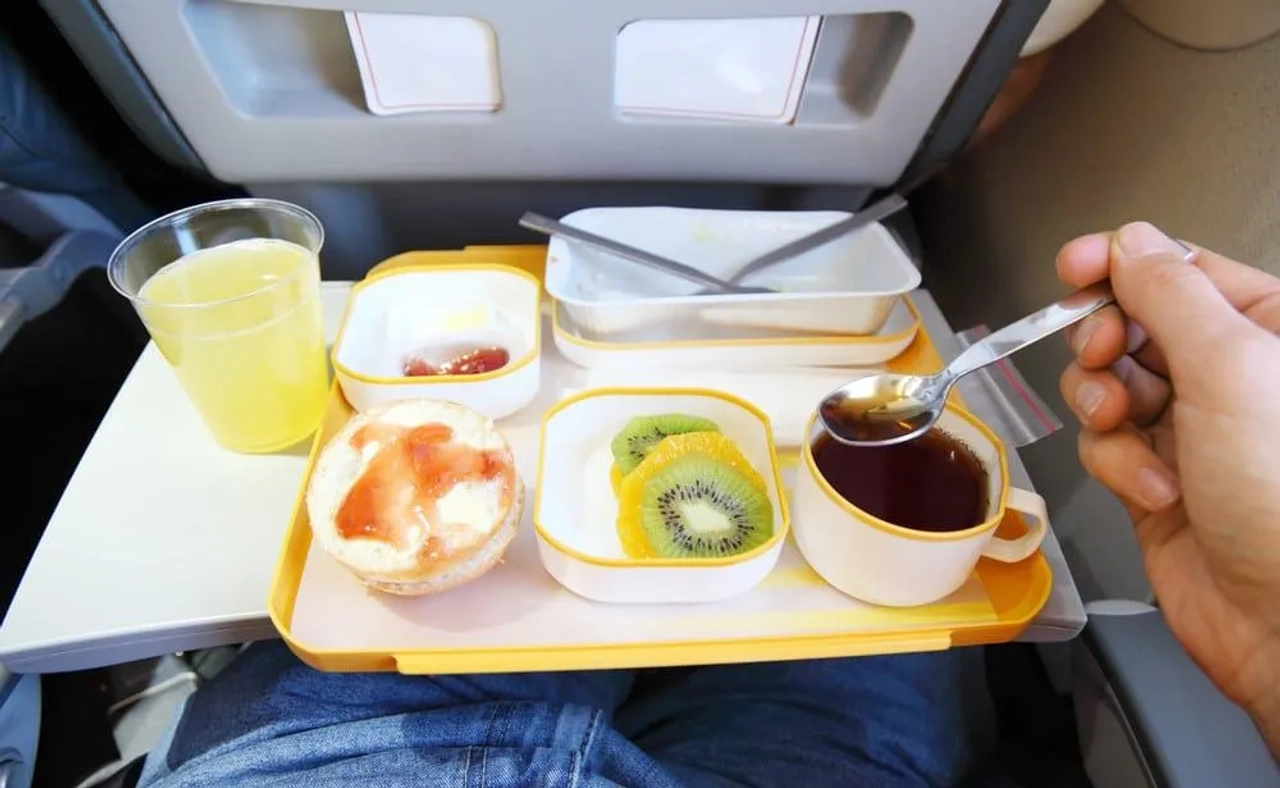 comer en avión sin lactosa