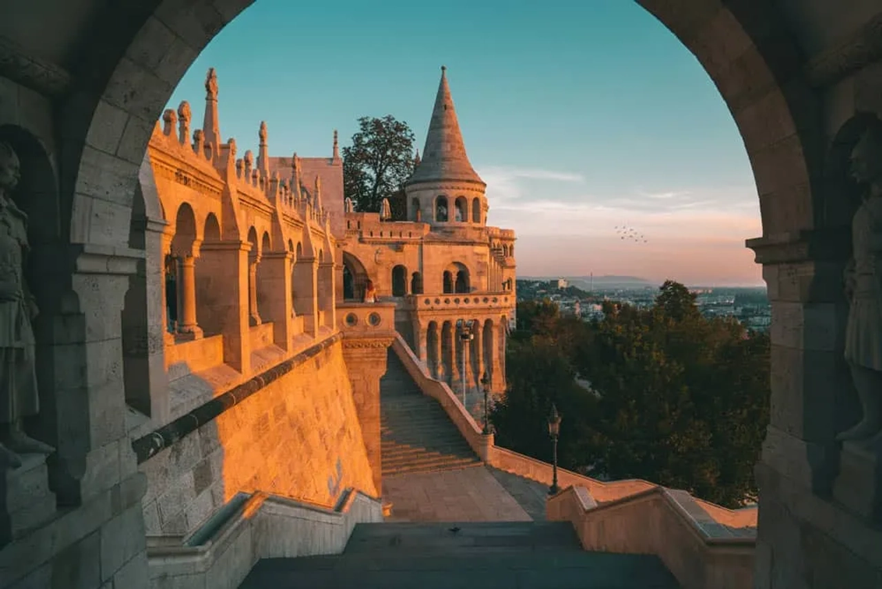 cuánto cuesta un seguro para viajar a Budapest