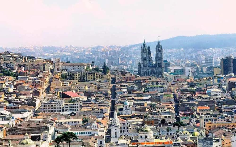 documentos obligatorios para viaje a Ecuador