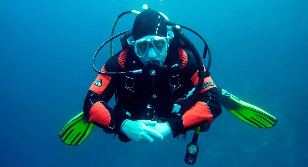 Seguro de viaje y buceo – Cámara hiperbárica incluida