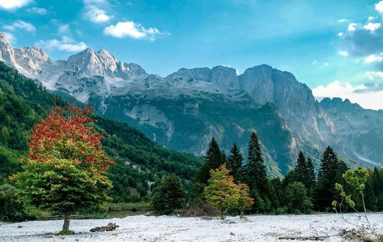 documentos para viajar a Albania