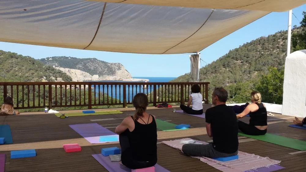 yoga en Ibiza