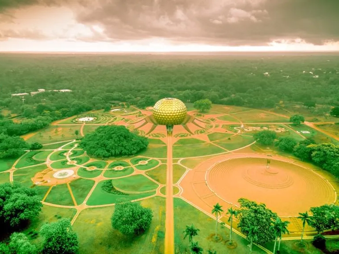 que hacer en Auroville, Tamil Nadu