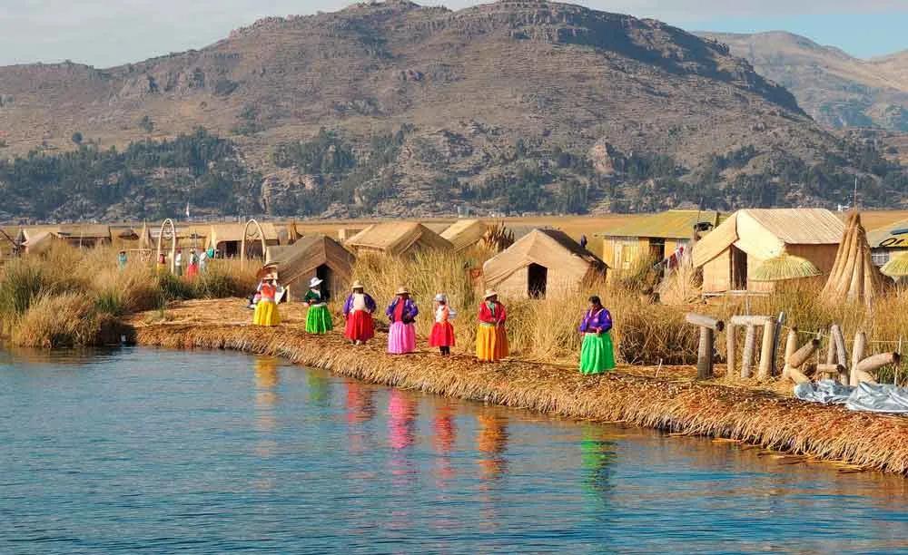 chicas viajando por Perú