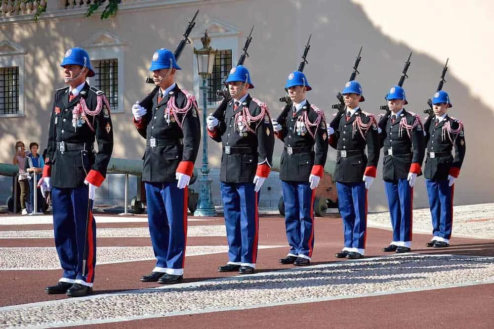 atención médica en Mónaco