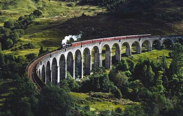 jacobite train in the united kingdom