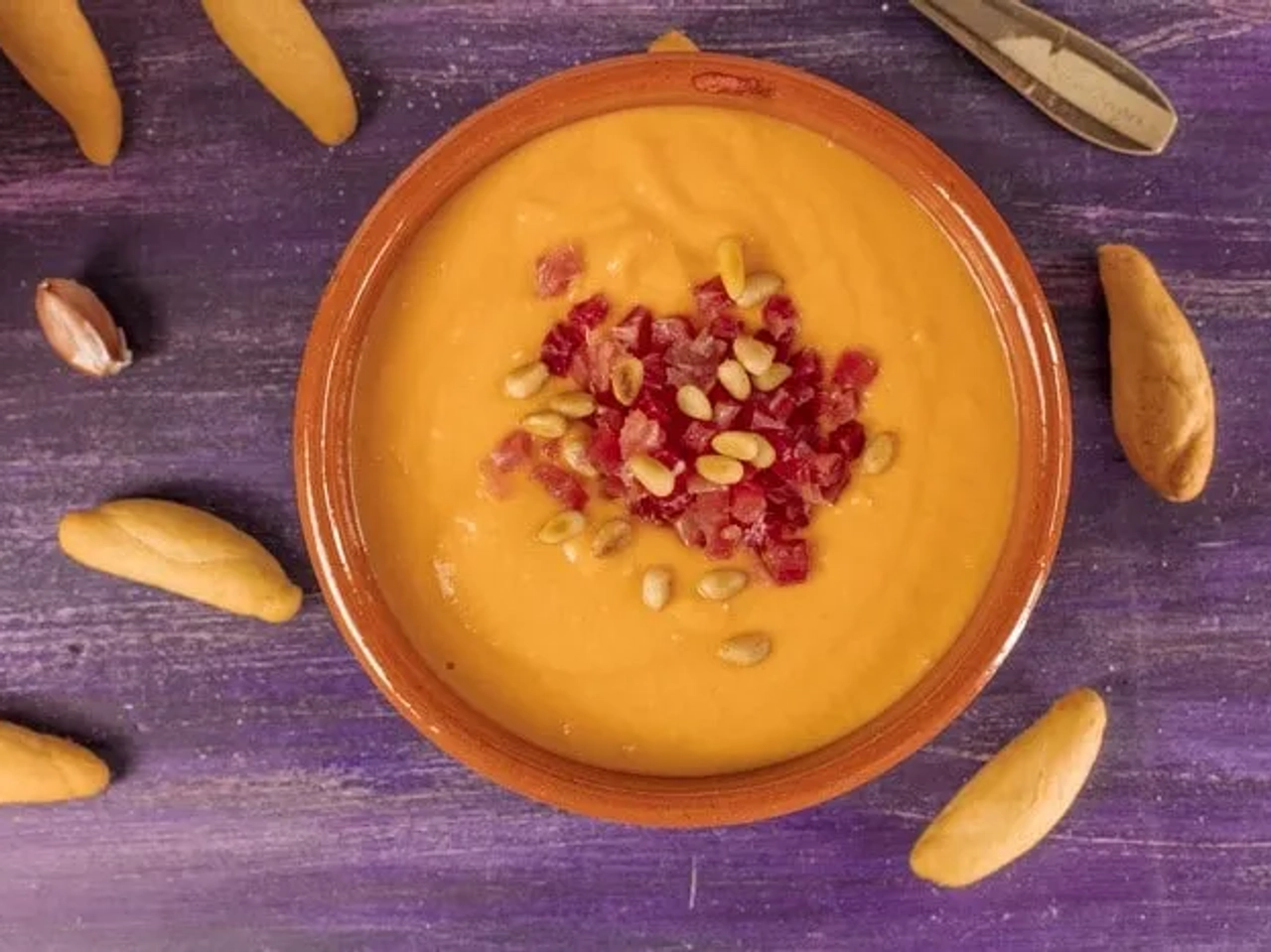 salmorejo prato típico da Andaluzia