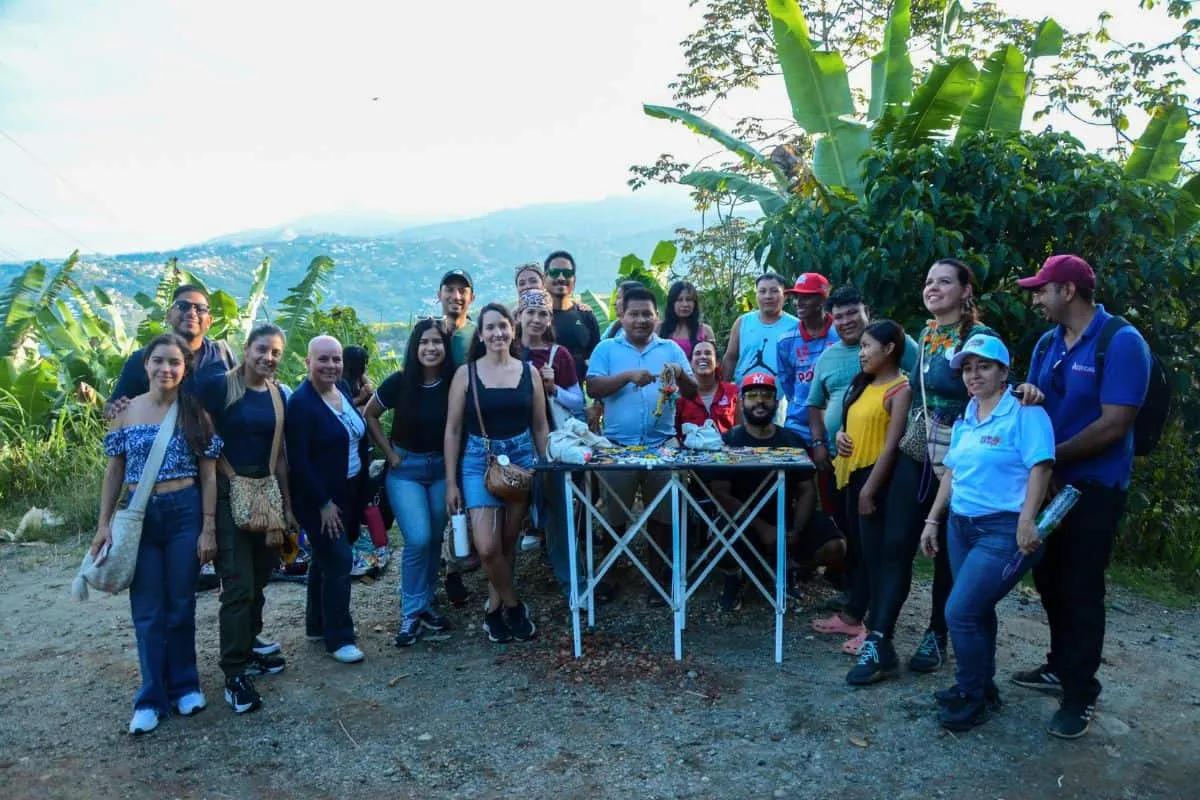 Travel Pop Up Meet Cali