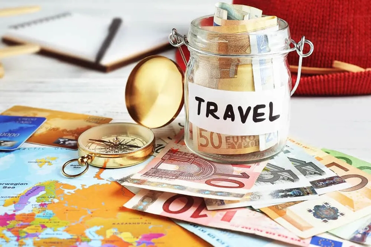 pote de poupanças para viajar