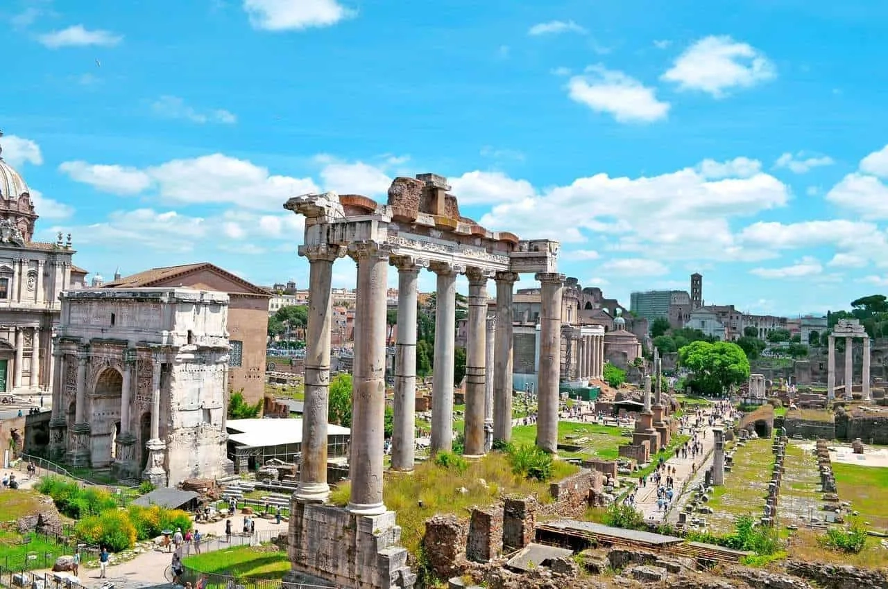 asistencia de viaje a Italia