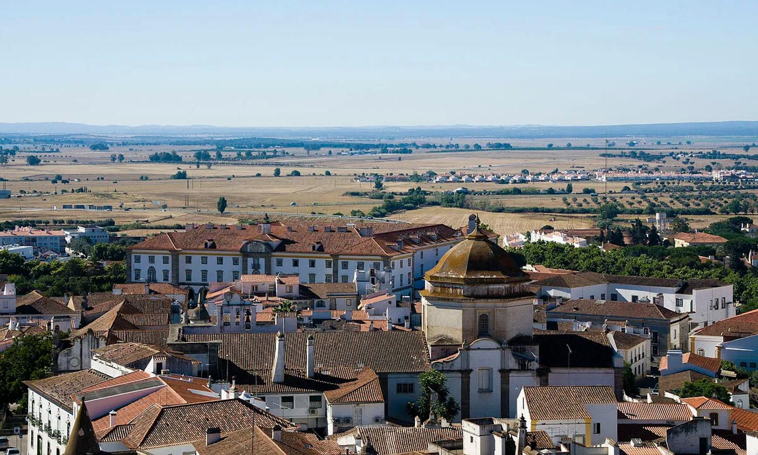 Como chegar a Évora no Alentejo
