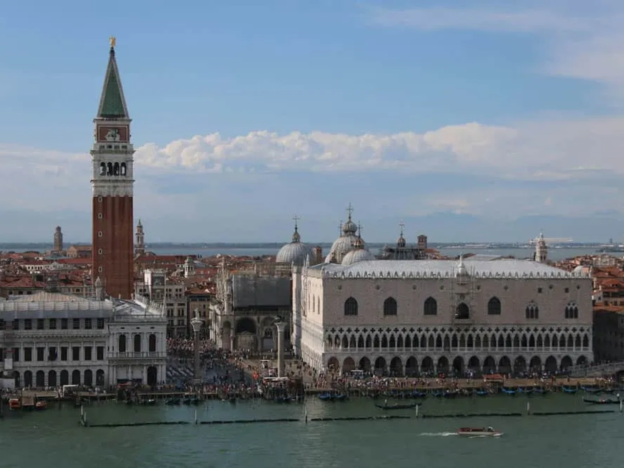 atención médica en Venecia