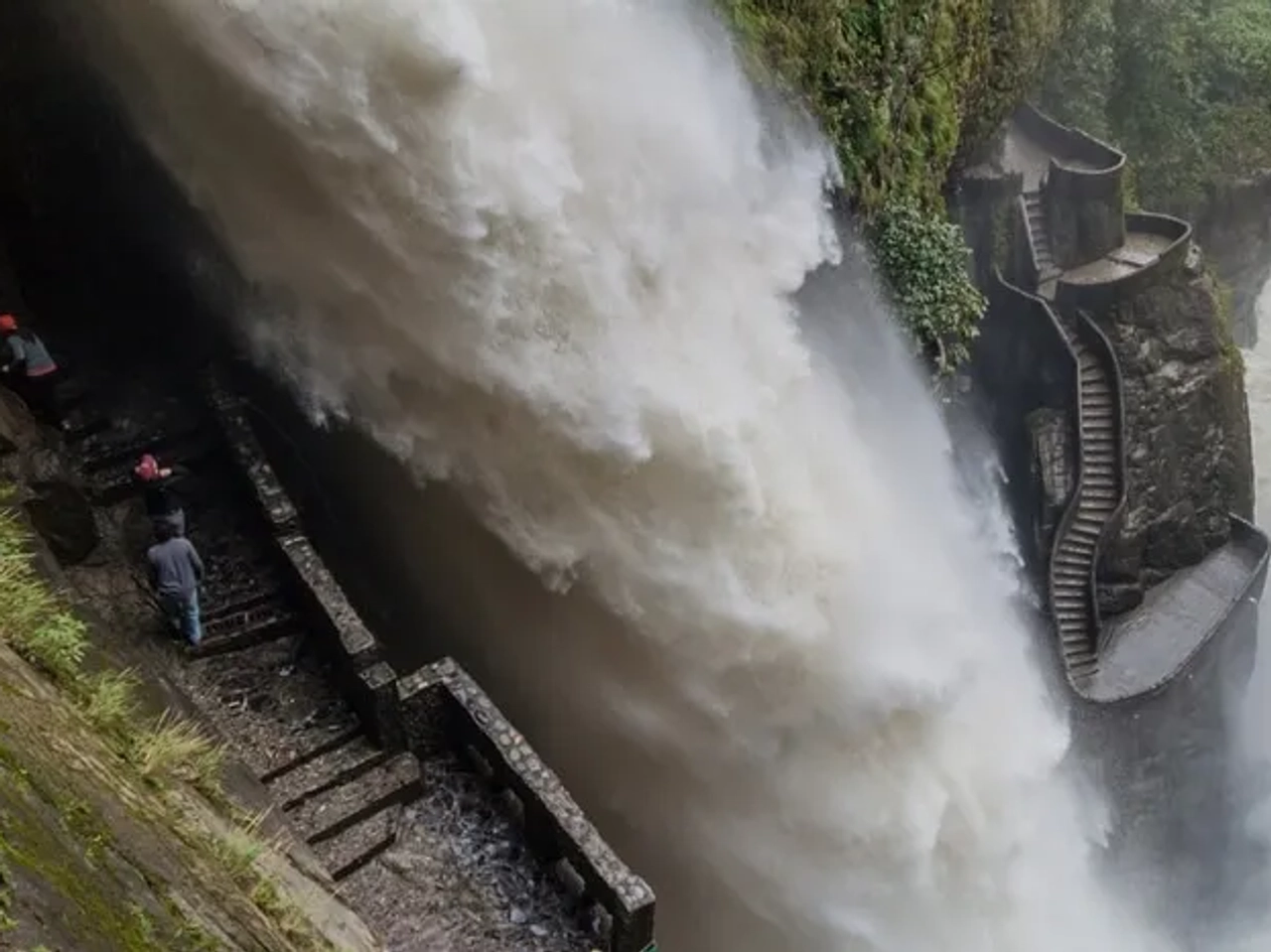Que hacer en Baños Pailón del Diablo