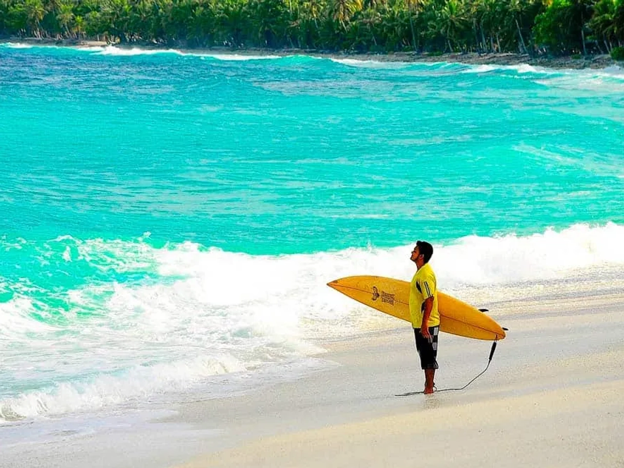 contratar póliza médica para Maldivas