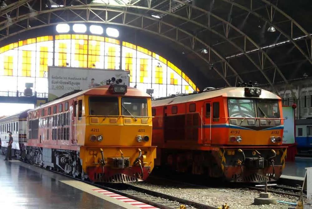 Trenes en Tailandia