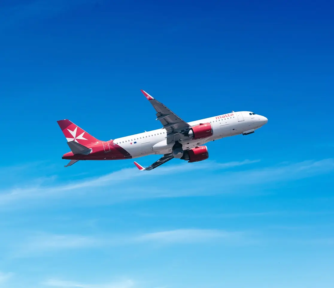 Avión de KM Malta Airlines