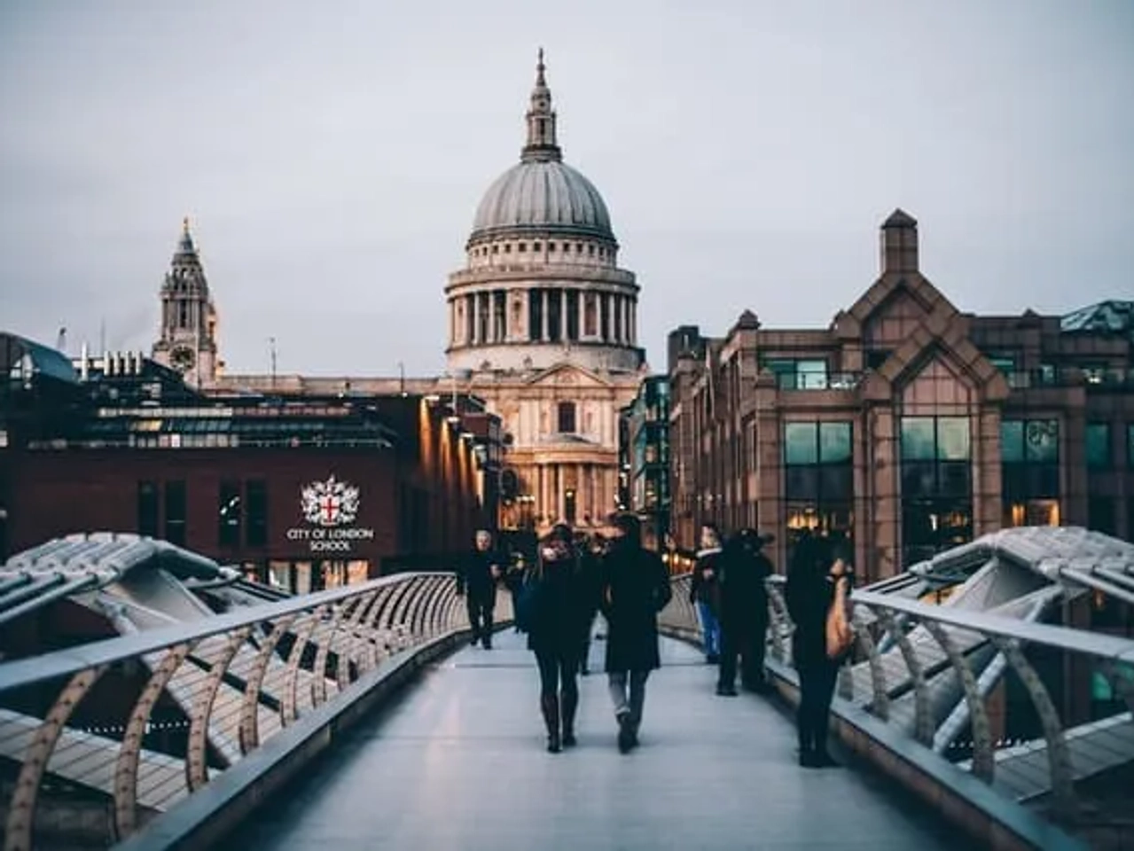 Millennium Bridge em Londres