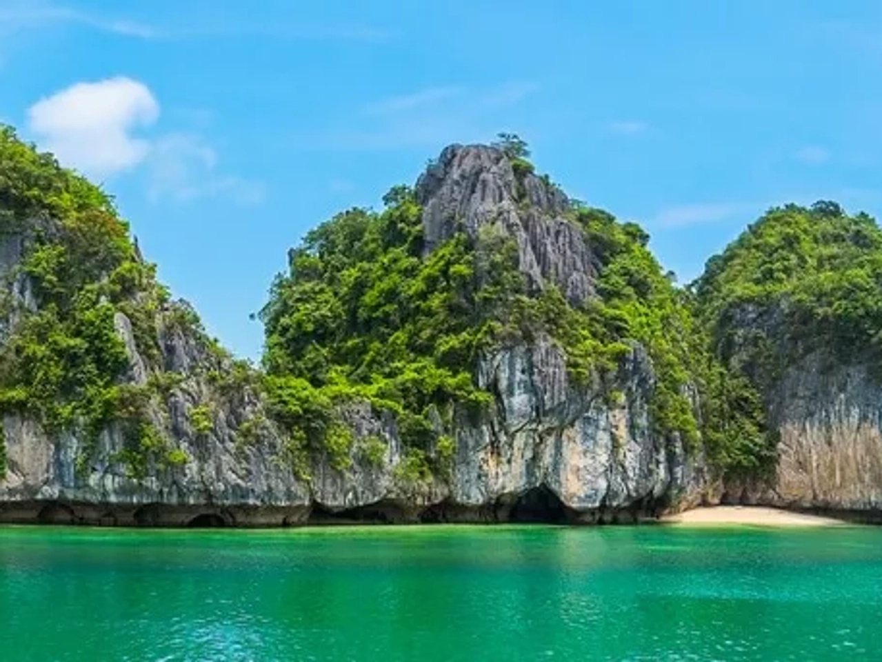 panoramica da baia de halong no vietname