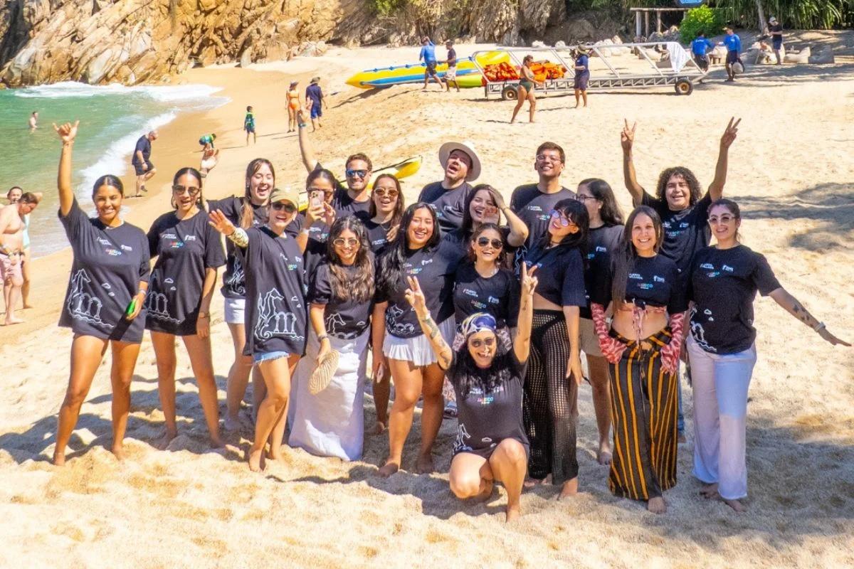 Travel pop Up Meet Puerto Vallarta