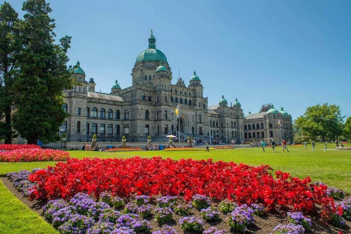 Requisitos para viajar a Canadá desde Colombia en 2025