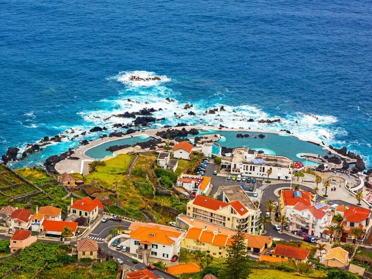 piscinas de porto moniz