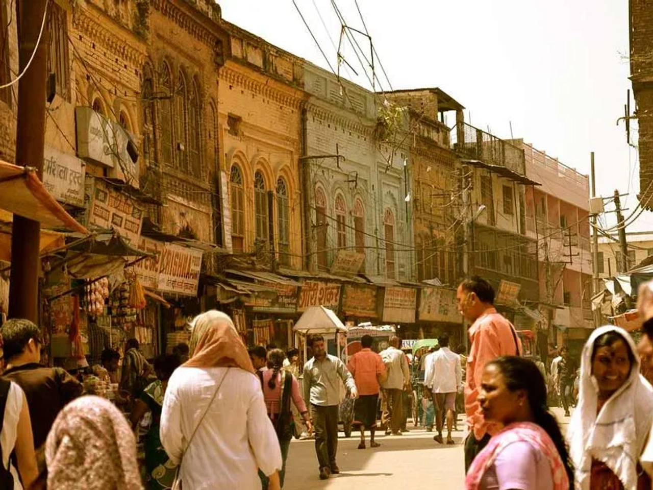 pessoas em rua na Índia