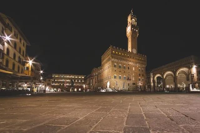 Piazza della Signoria at night 