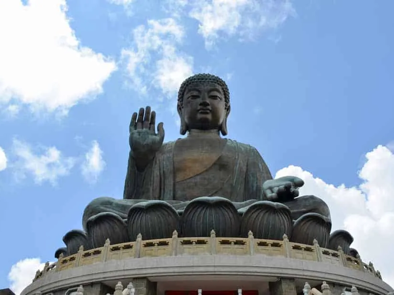 Buda Tian Tan, Ngong Ping 360 y la isla de Lantau