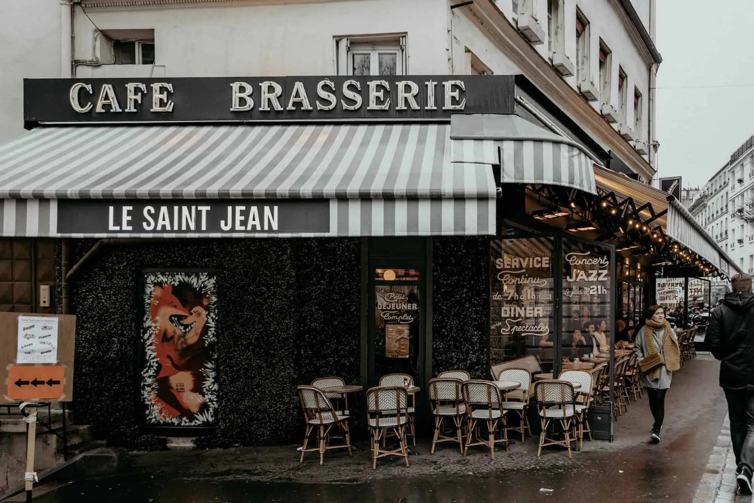 café típico em Paris