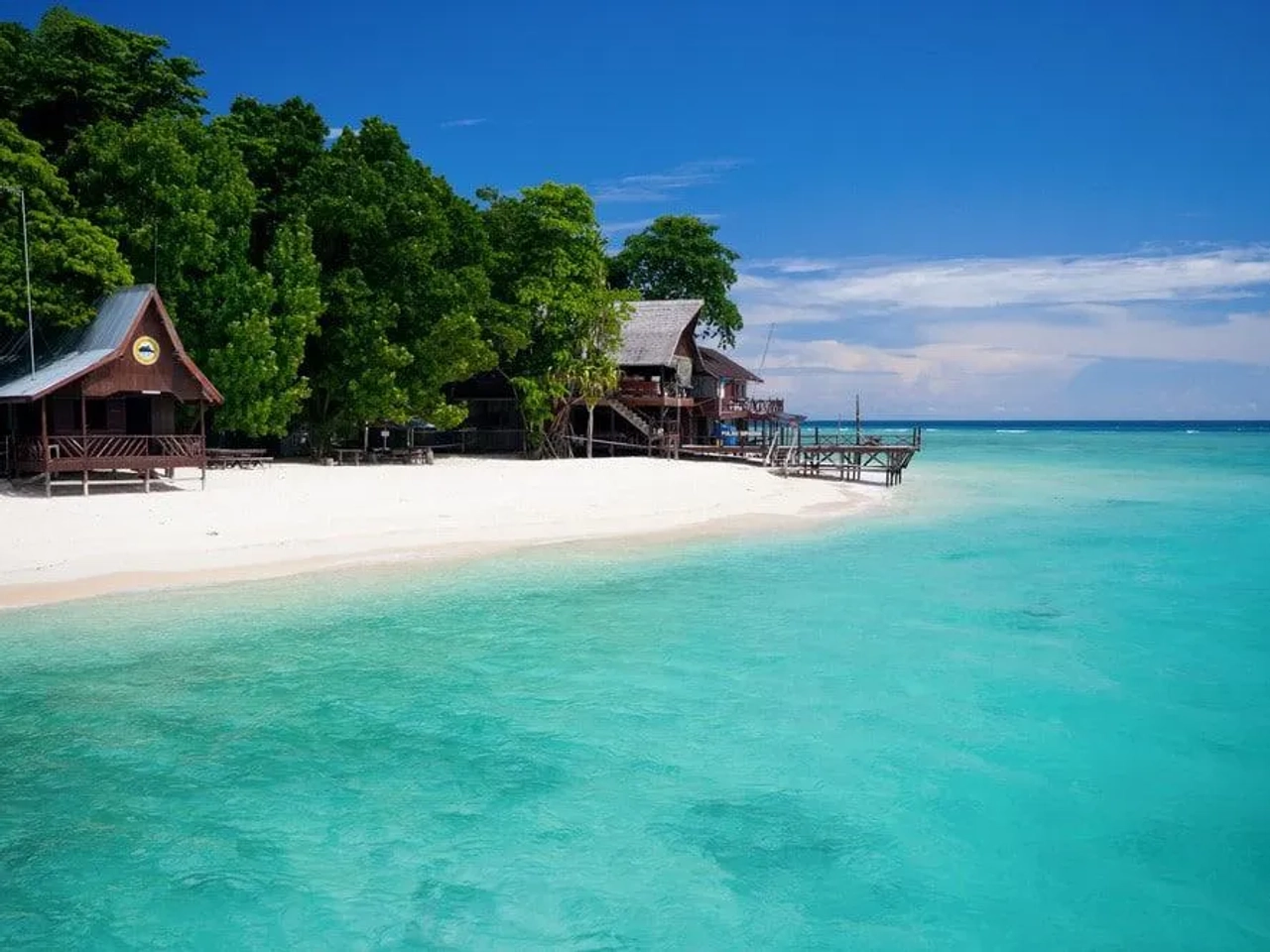 Sipadan, además de buceo, tiene una de las mejores playas de Malasia