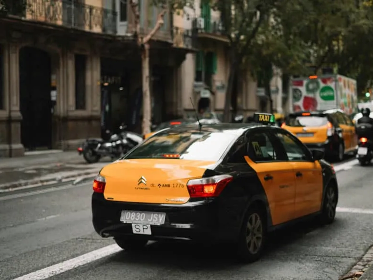 Taxi entre Barcelona y el aeropuerto