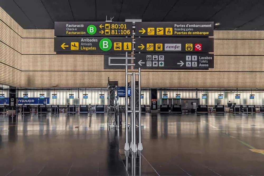 Cómo ir del Aeropuerto de Barcelona al centro – Guía 2025