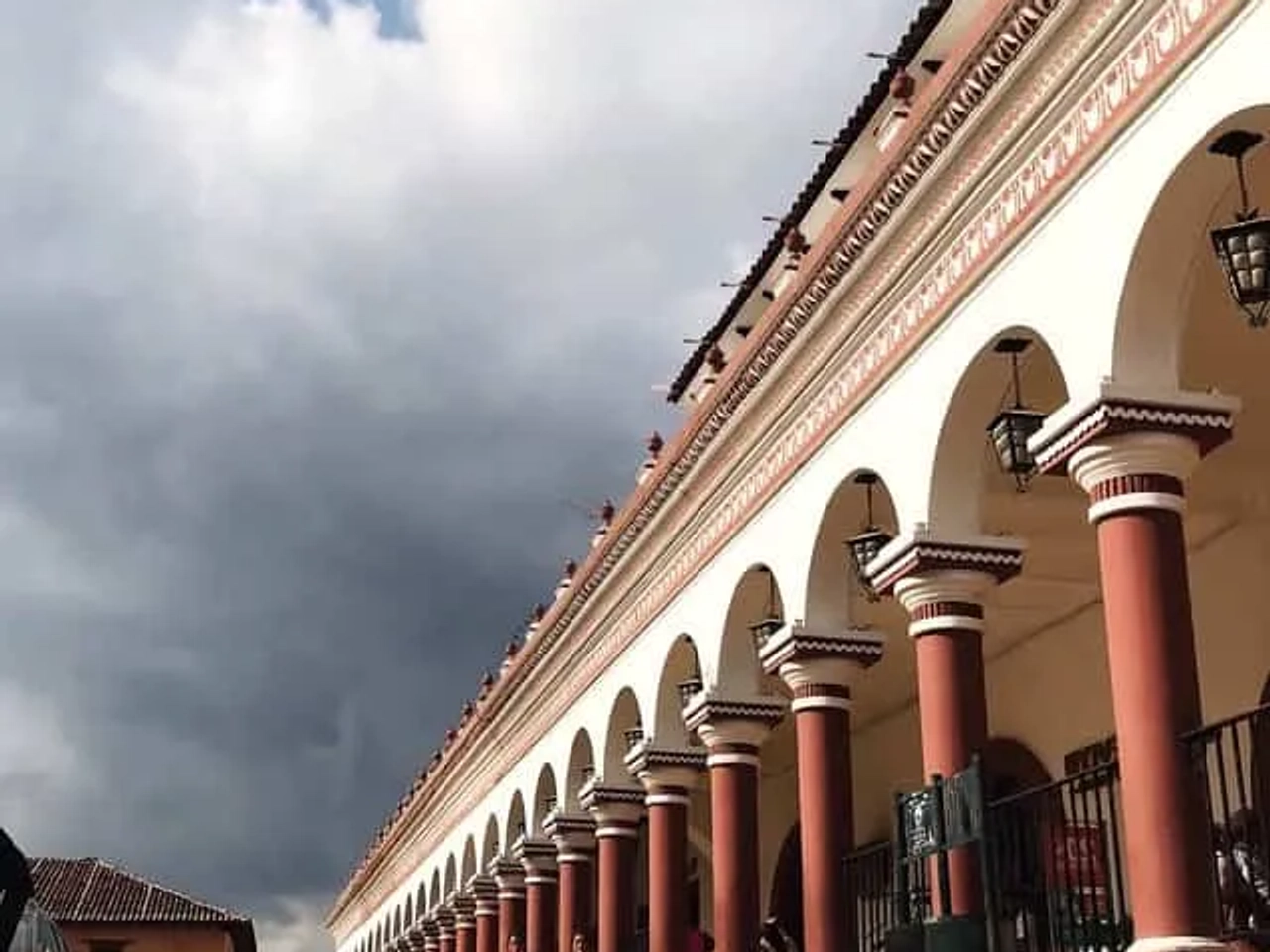 pessoas perto da San Cristobal de las Casas