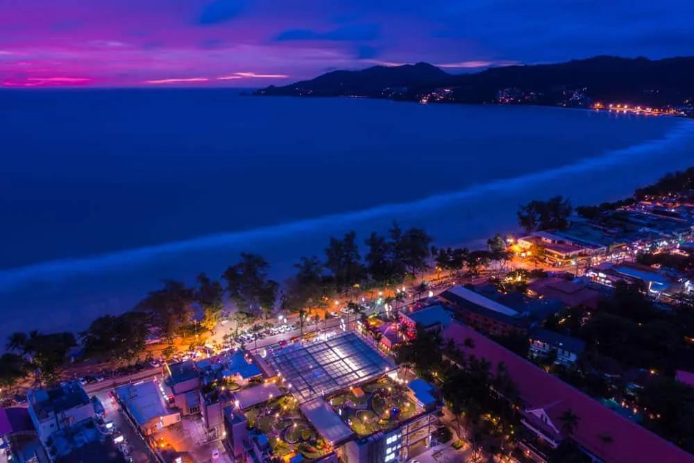 Salir de fiesta por Patong Beach