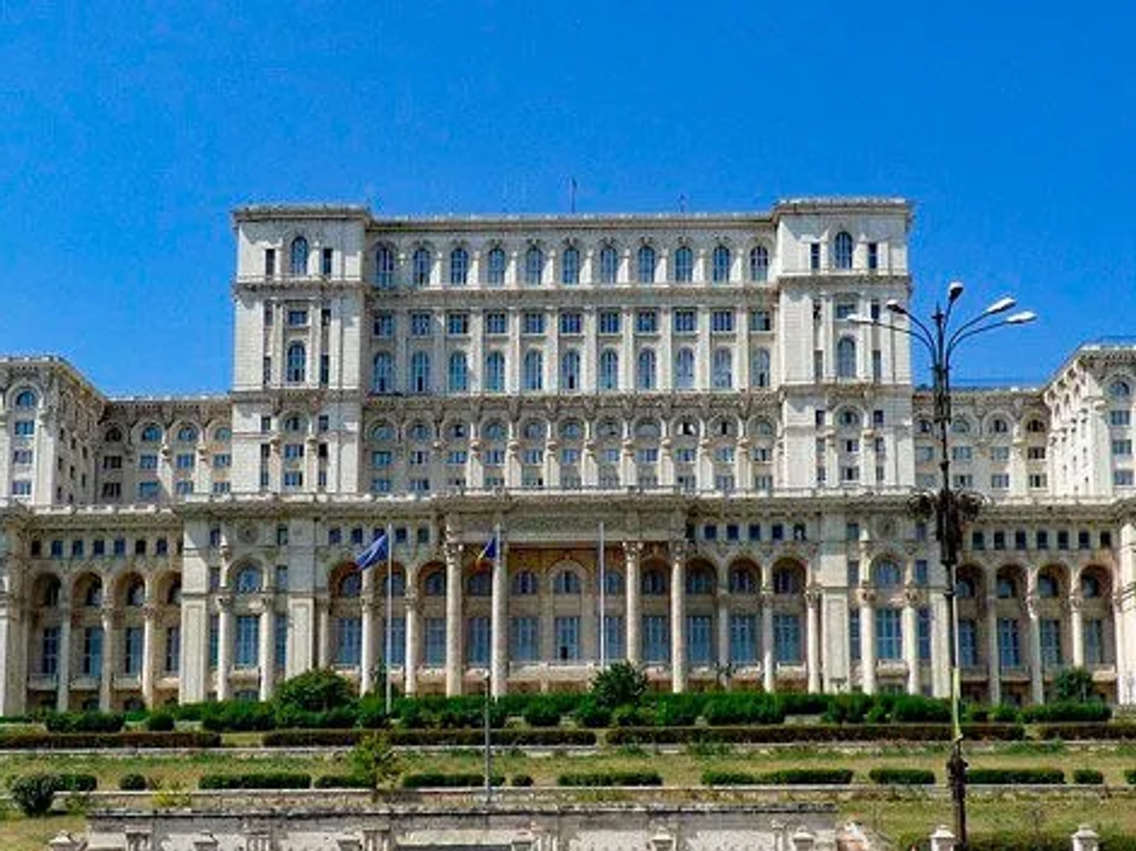 visitar Bucarest en tu ruta por Rumania