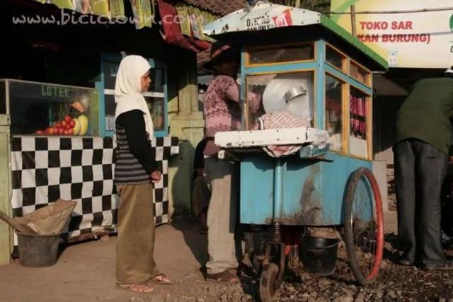 Consejos para comer por el mundo, para viajeros low cost