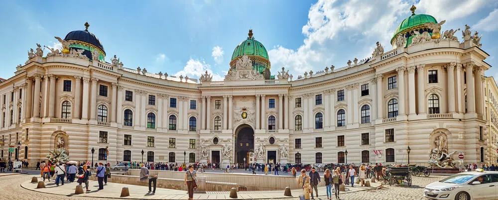 vista panoramica do palacio de hofburg