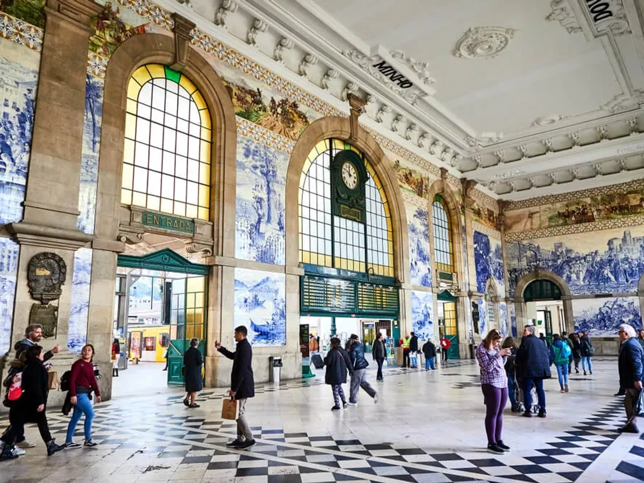 interior da estaçao de sao bento