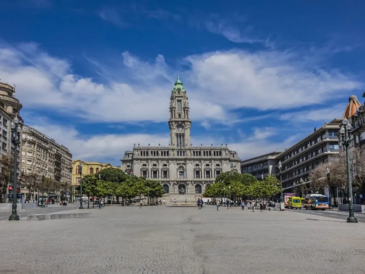 avenida dos aliados e camara municipal do porto