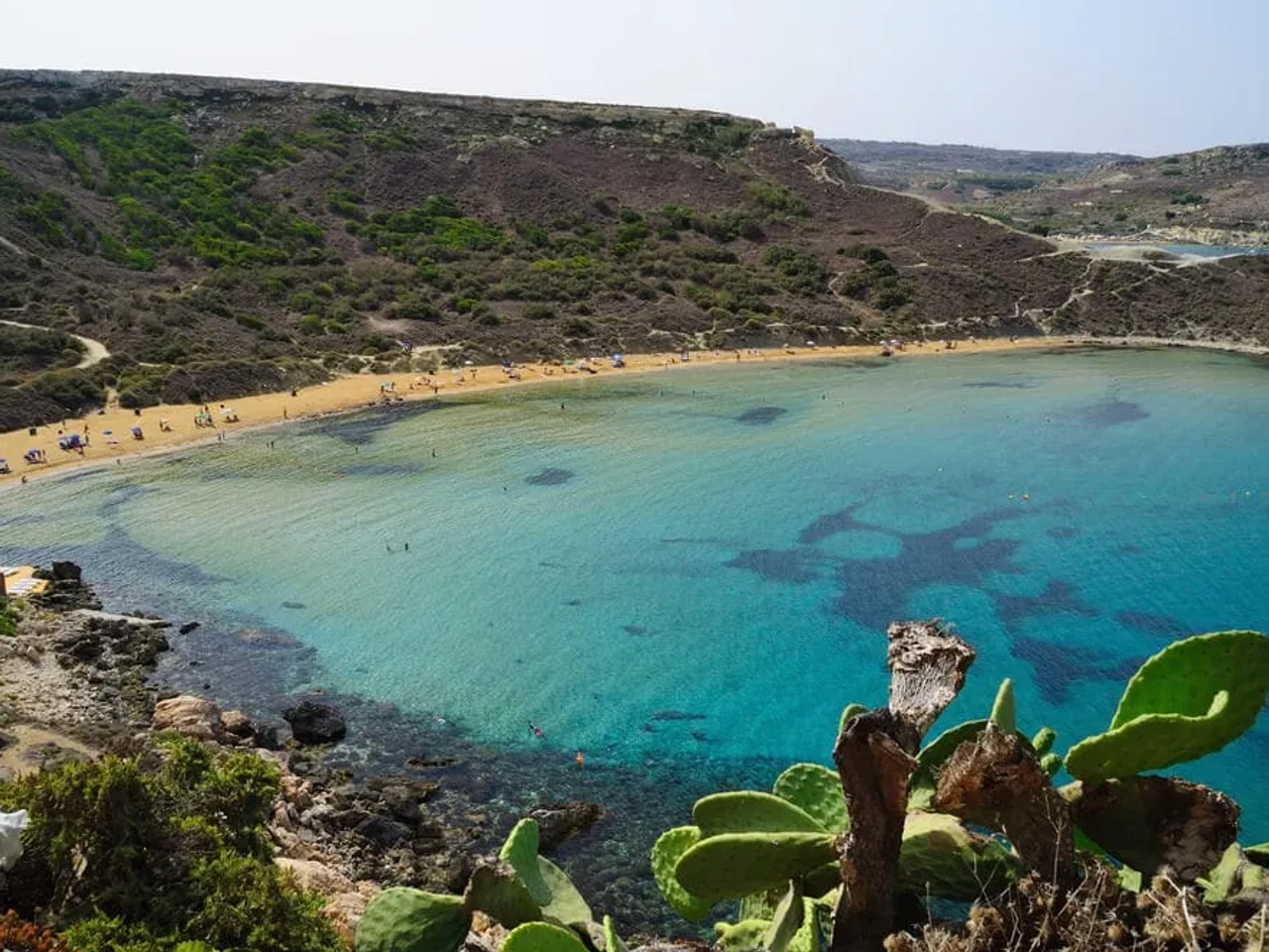 praia de anchor bay em malta