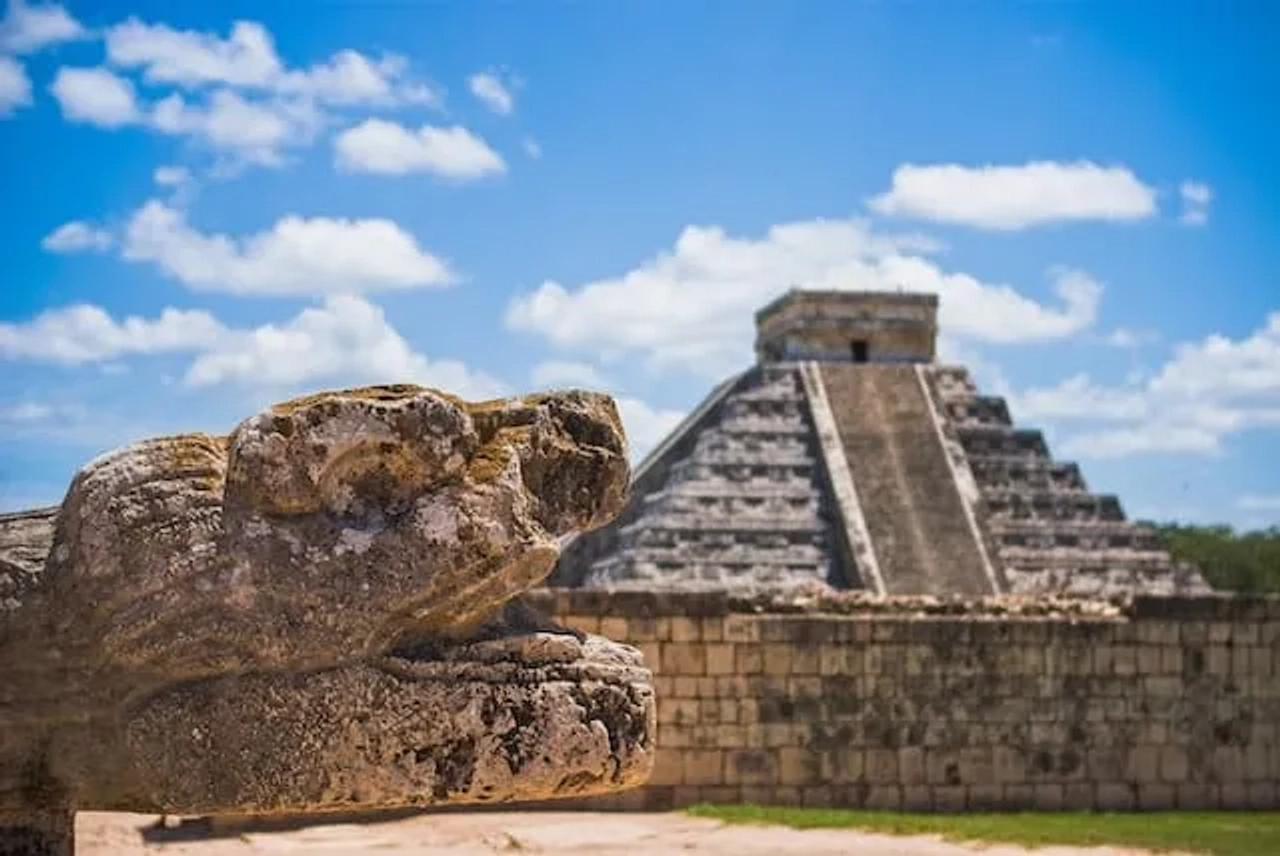 monumento de chichén itzá