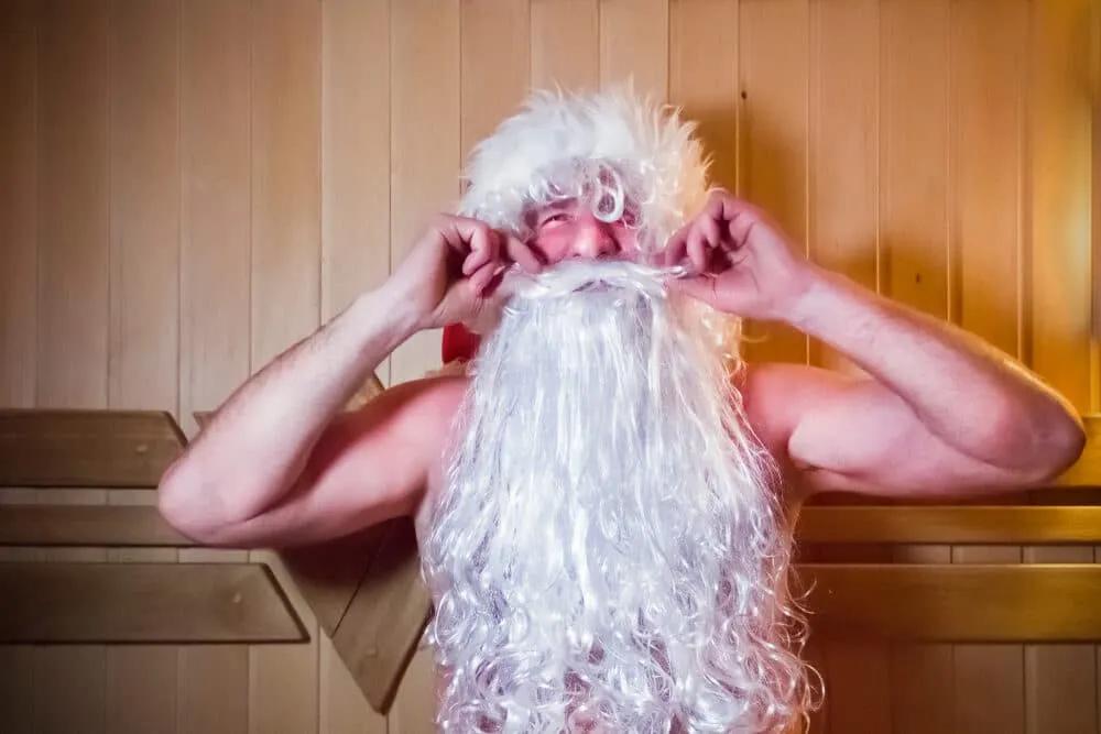 pai natal na sauna na finlandia