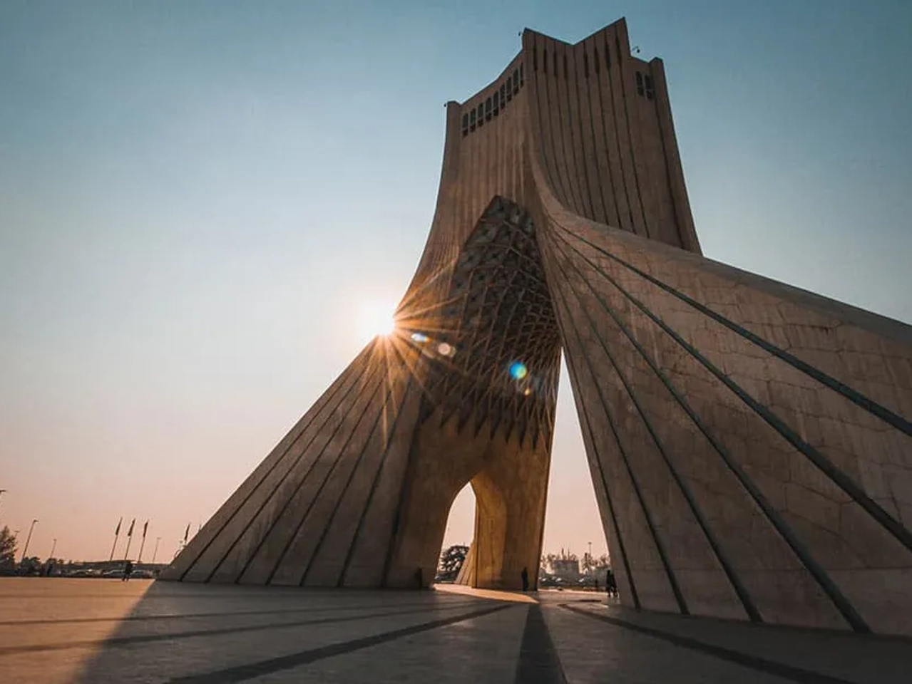 es seguro viajar a Irán